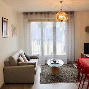 Magnifique Centre-ville 2 Pièces 45 M2 Très Calme , Perros-Guirec France